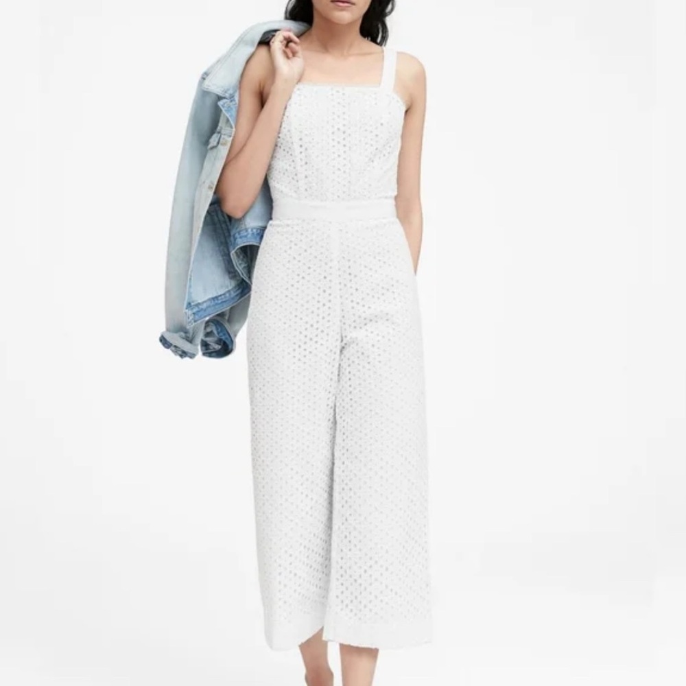 Banana Republic White Wide Leg Ankle Length Coastal Eyelet Jumpsuit Size 4